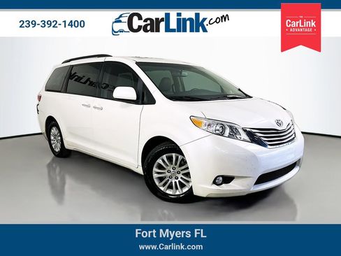 Used 2017 Toyota Sienna XLE w/ XLE Navigation Package FWD image 1