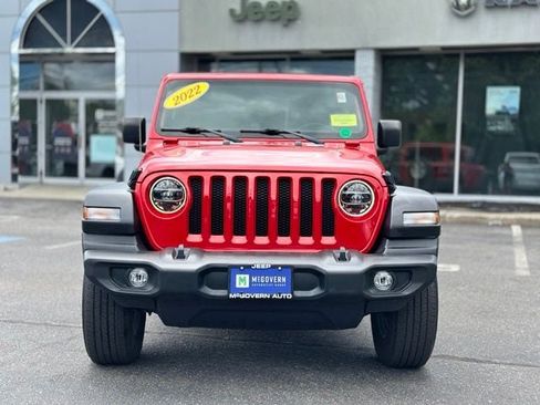 Used 2022 Jeep Wrangler Unlimited Sport w/ Sun And Sound Package AWD/4WD image 8