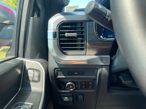 Used 2025 Ford F150 Lariat w/ Equipment Group 501A Mid AWD/4WD image 12