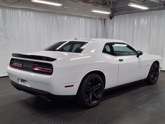 Used 2017 Dodge Challenger R/T RWD image 20