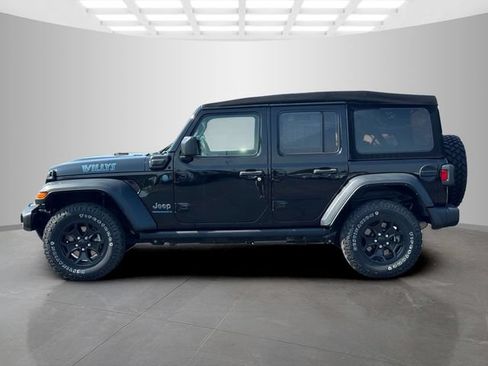 Used 2023 Jeep Wrangler Unlimited w/ Cold Weather Group AWD/4WD image 4