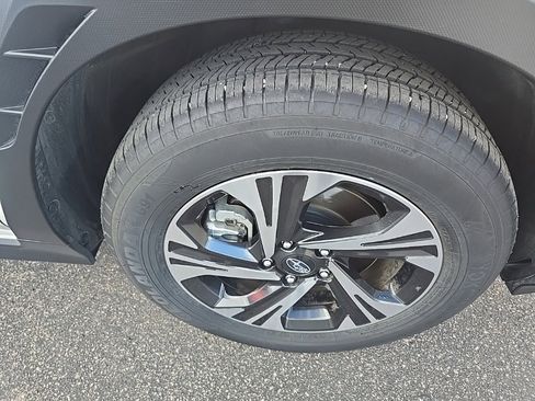 Certified 2025 Subaru Crosstrek 2.0i Premium image 5