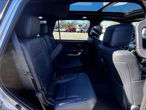 Used 2025 Toyota Sequoia Platinum image 16