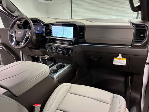 New 2026 Chevrolet Silverado 1500 LTZ w/ LTZ Premium Package image 29