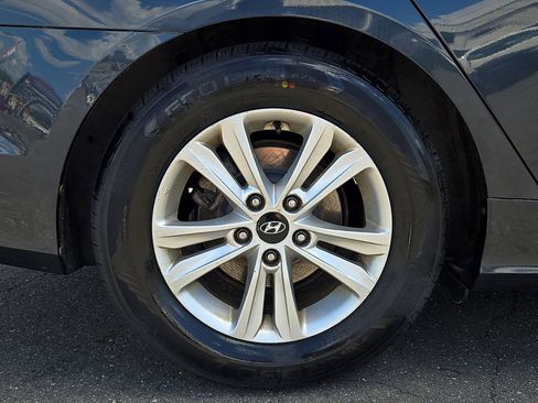 Used 2011 Hyundai Sonata GLS w/ Popular Equipment Pkg 2 FWD image 11
