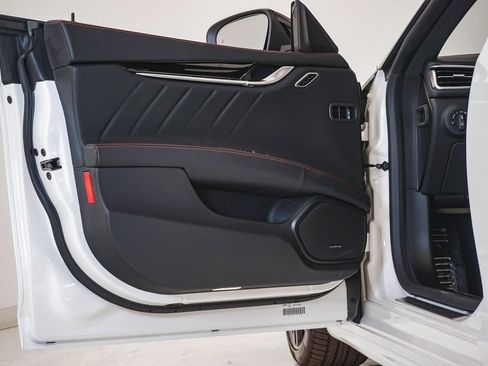 Certified 2024 Maserati Ghibli Modena Ultima Q4 image 41