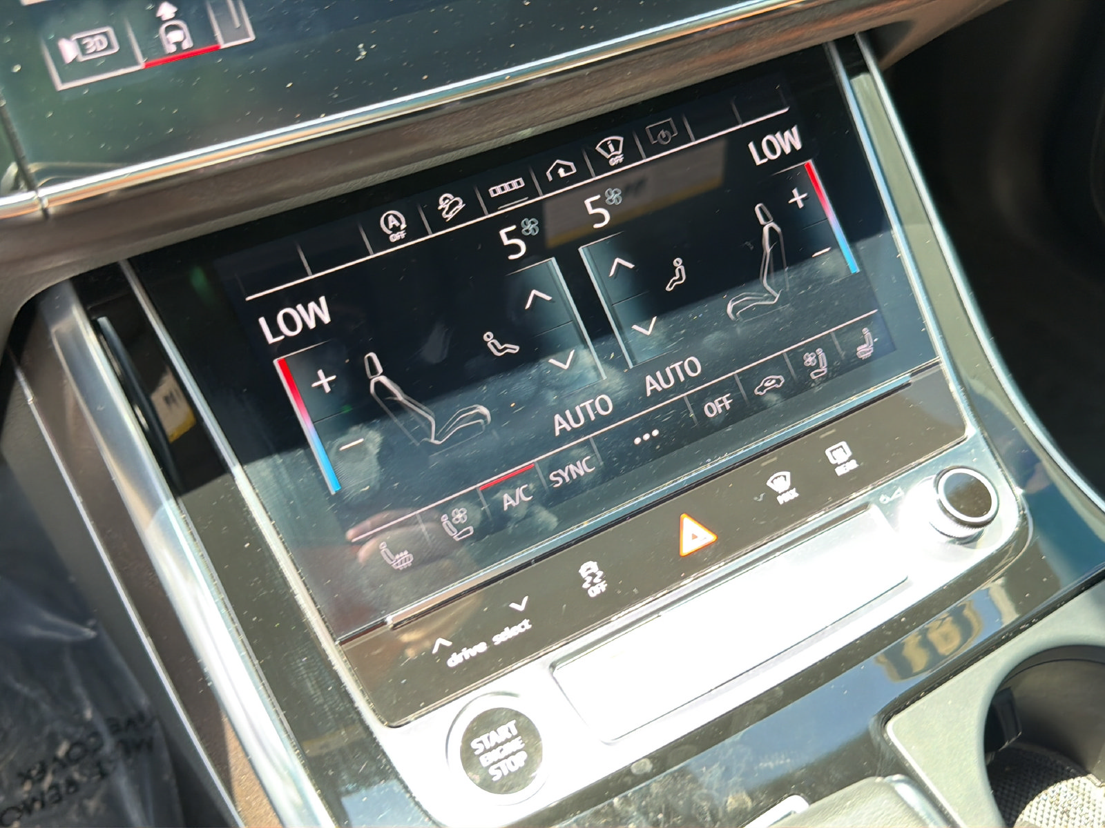 Used 2021 Audi Q8 Prestige w/ Prestige Package AWD/4WD image 25