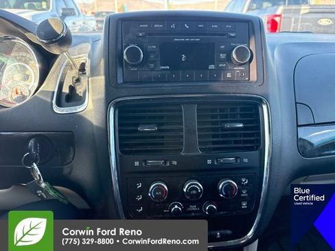 Used 2018 Dodge Grand Caravan w/ Climate Group FWD image 17