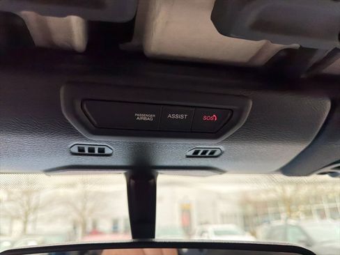 Used 2023 Jeep Gladiator Sport image 13