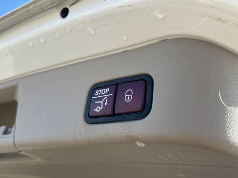 Used 2015 Mercedes-Benz ML 350 2WD image 34