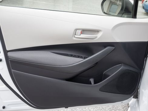 Used 2024 Toyota Corolla LE image 13