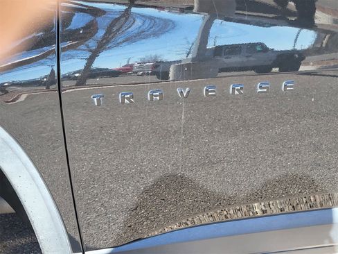 Used 2019 Chevrolet Traverse LT w/ LPO, Blackout Package image 12