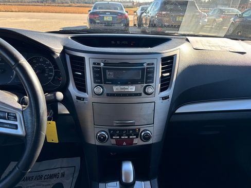 Used 2013 Subaru Legacy 2.5i Premium w/ All-Weather Pkg image 15