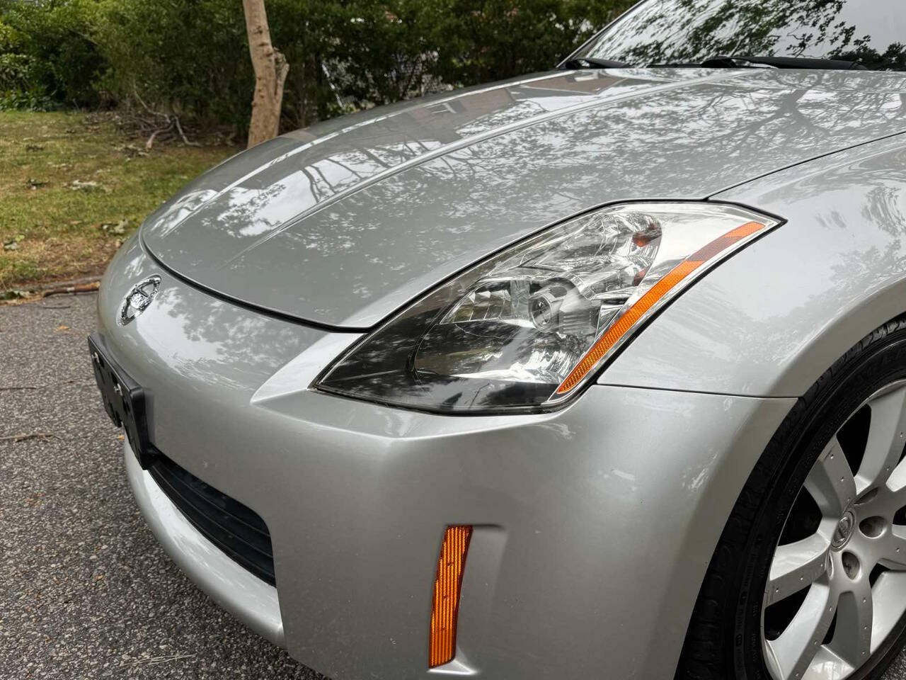 Used 2004 Nissan 350Z Touring RWD image 11