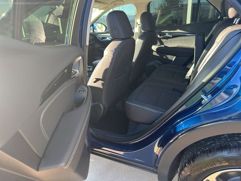 Used 2023 Buick Envision Essence image 13