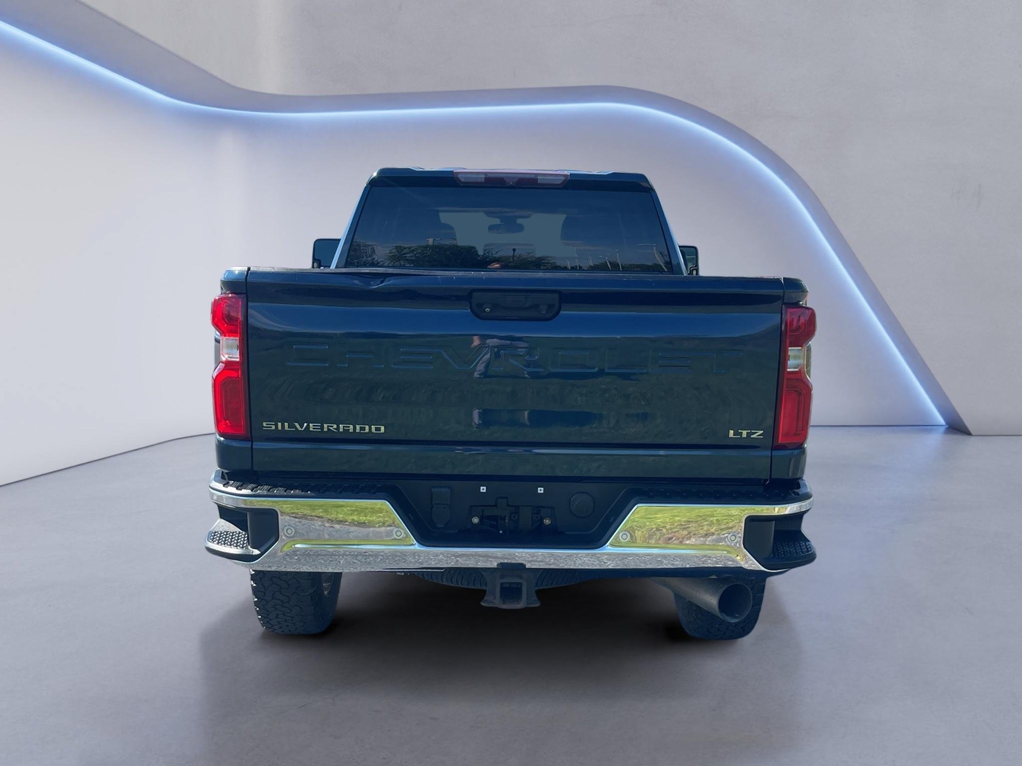 Used 2020 Chevrolet Silverado 3500 LTZ AWD/4WD image 5
