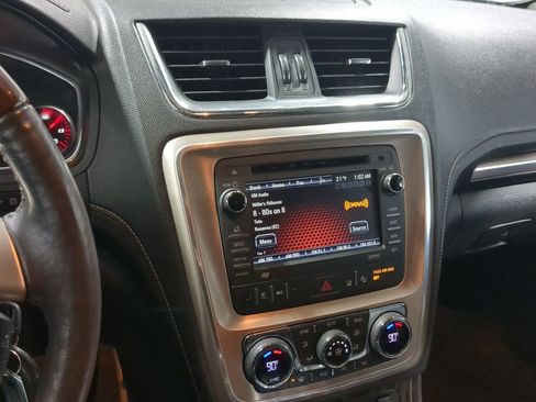 Used 2015 GMC Acadia Denali image 43