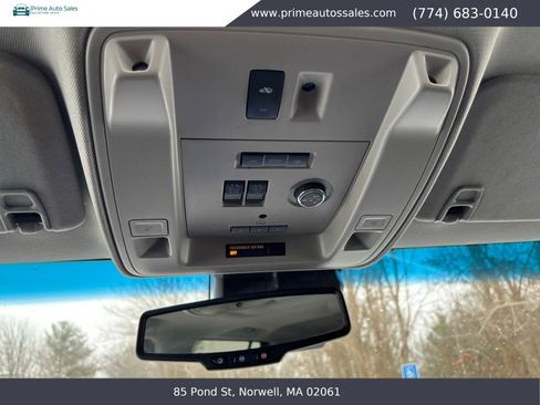 Used 2015 Chevrolet Suburban LTZ image 20