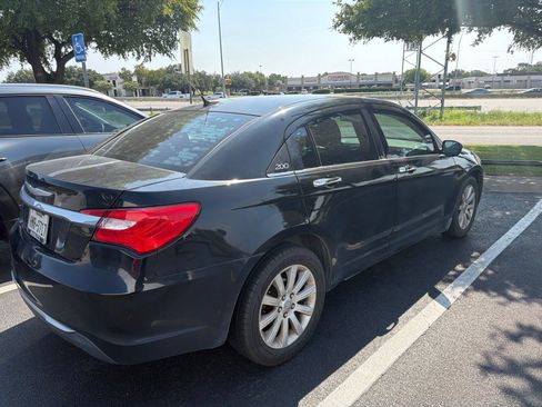 Used 2013 Chrysler 200 Limited w/ Sun/Sound Group FWD image 3