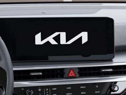 New 2026 Kia Sorento LX FWD image 19
