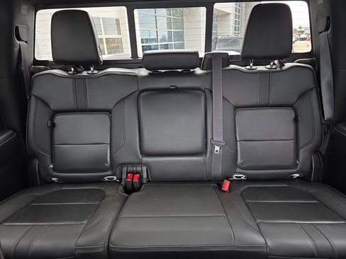 Used 2022 Chevrolet Silverado 2500 High Country image 15