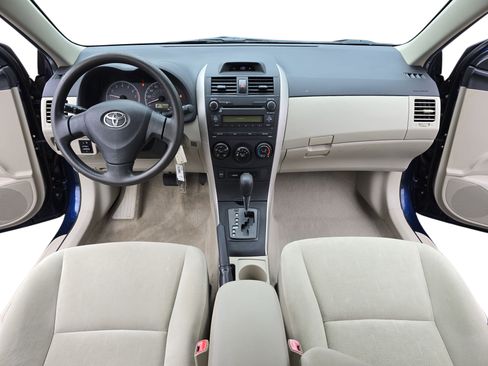 Used 2013 Toyota Corolla L image 9