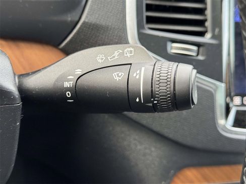 Certified 2023 Volvo XC90 B6 Core w/ Protection Package Premier image 22