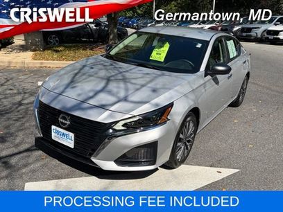 Used 2024 Nissan Altima 2.5 SV