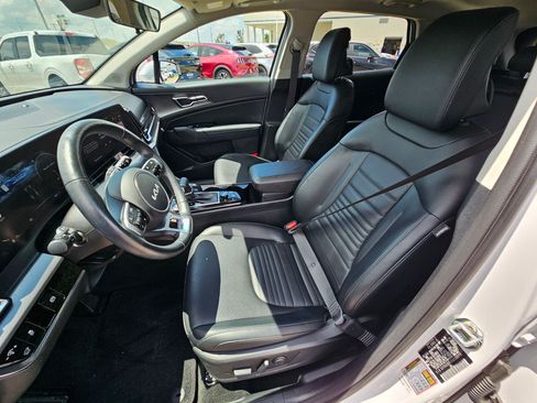 Used 2025 Kia Sportage SX FWD image 17