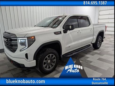Used 2024 GMC Sierra 1500 AT4 w/ Technology Package AWD/4WD image 1