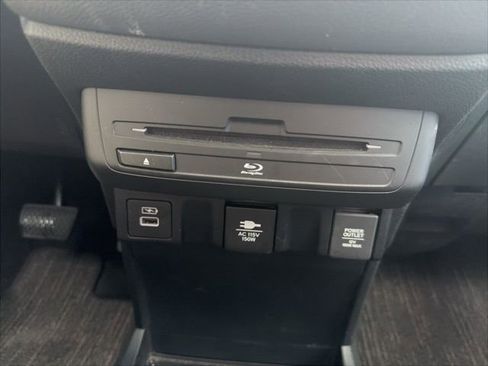 Used 2024 Honda Odyssey Touring image 38