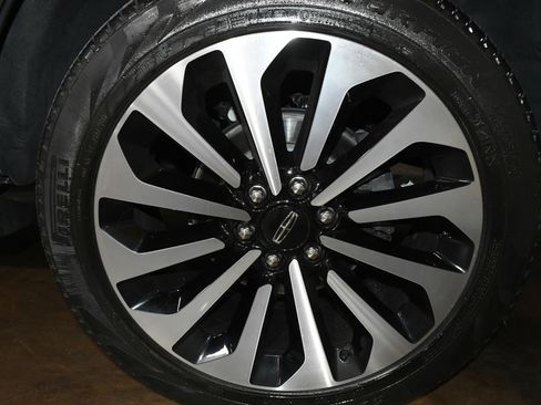 Used 2023 Lincoln Navigator Reserve image 68