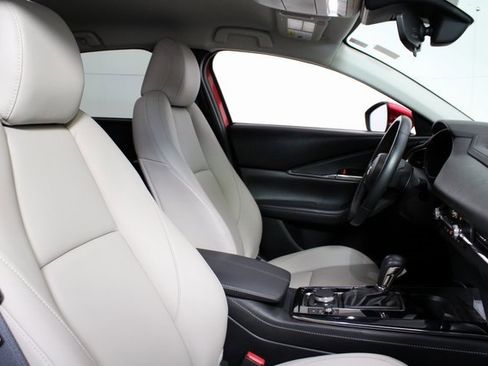 Used 2023 MAZDA CX-30 AWD 2.5 S w/ Preferred Package image 12