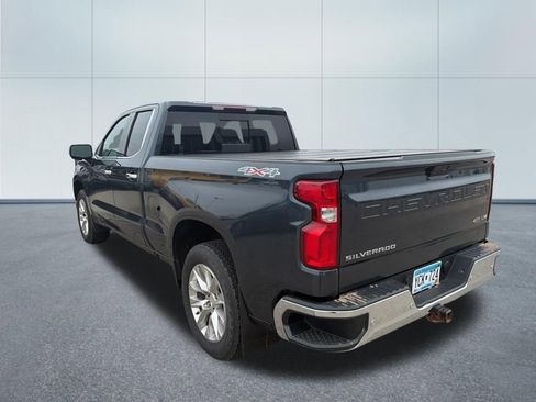 Used 2019 Chevrolet Silverado 1500 LTZ w/ LTZ Plus Package AWD/4WD image 8