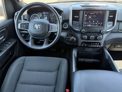 Used 2024 RAM 1500 Big Horn AWD/4WD image 9