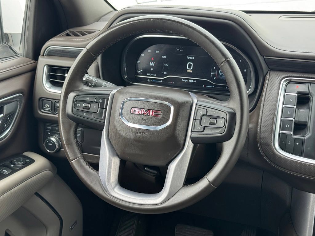 Used 2024 GMC Yukon XL SLT AWD/4WD image 26