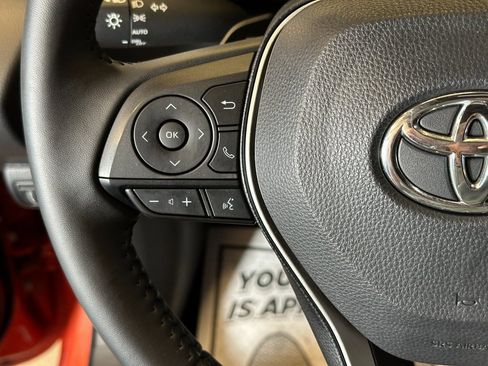 Used 2023 Toyota Corolla SE image 10