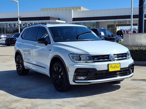 Used 2020 Volkswagen Tiguan SE R-Line image 7