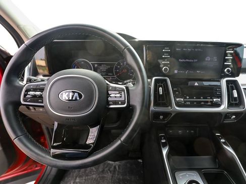 Used 2021 Kia Sorento EX FWD image 14