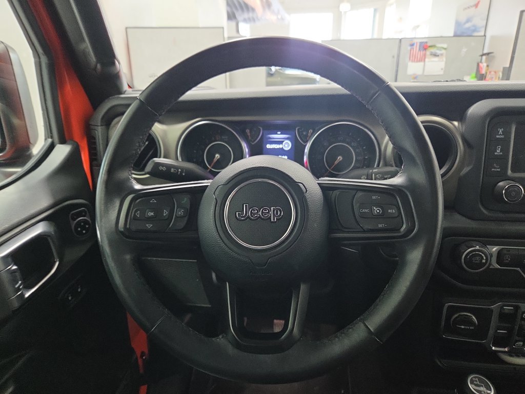 Used 2018 Jeep Wrangler Unlimited Sport S AWD/4WD image 22