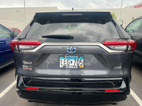 Used 2024 Toyota RAV4 XSE w/ Weather Package AWD/4WD image 6