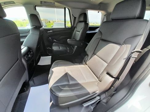 Used 2018 GMC Yukon SLT w/ Open Road Package AWD/4WD image 39