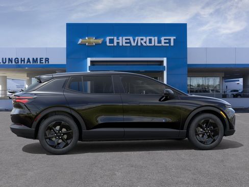 New 2026 Chevrolet Equinox EV LT w/ Comfort Package image 31