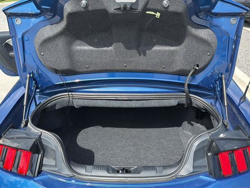 Used 2024 Ford Mustang Convertible RWD image 20