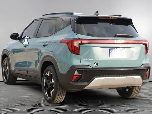 Used 2025 Kia Seltos S AWD/4WD image 6