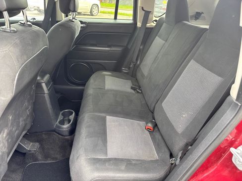 Used 2015 Jeep Compass Sport w/ Power Value Group FWD image 7
