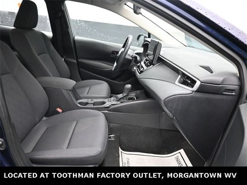 Used 2025 Toyota Corolla LE image 7
