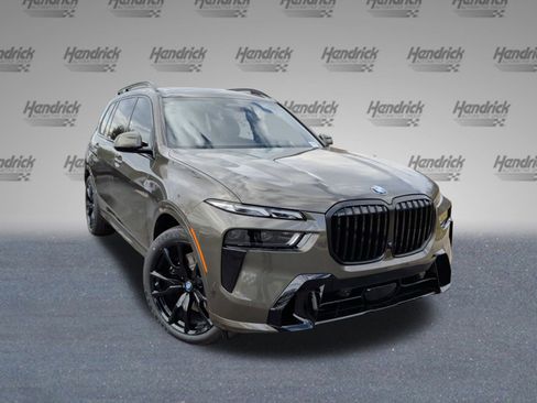 Used 2026 BMW X7 xDrive40i image 2