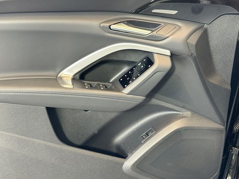 New 2025 Audi Q5 Premium Plus image 15