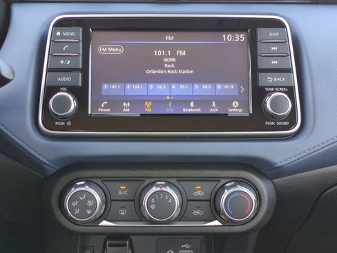 Used 2025 Nissan Versa SV w/ Trunk Package image 17